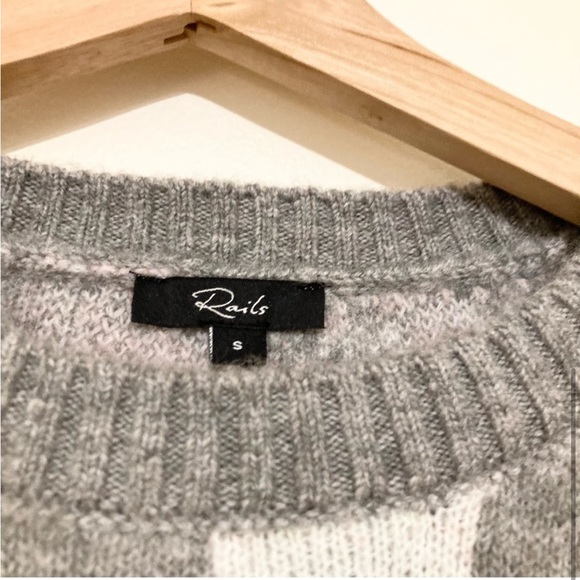 Rails Virgo Grey Tie Dye Sweater Size Small - Picture 4 of 9